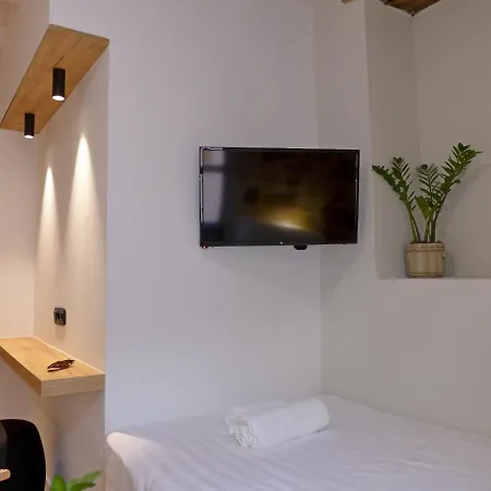 Eva Guest house *